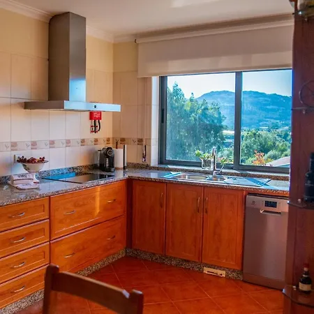 Casa De Naceiros - Ponte De Lima ヴィラ ビアナドカステロ