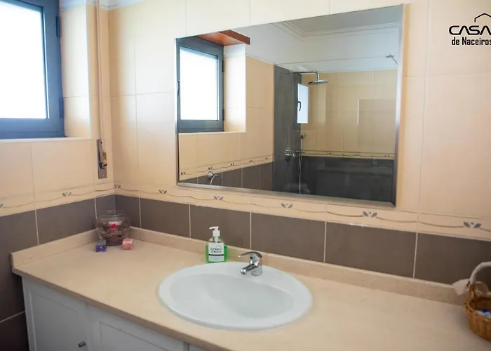 Casa De Naceiros - Ponte De Lima Villa