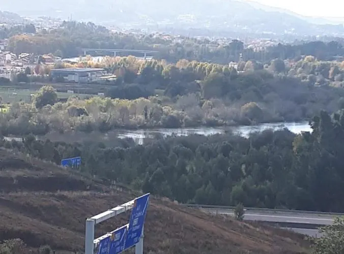 Casa De Naceiros - Ponte De Lima * Βιάνα ντο Καστέλο