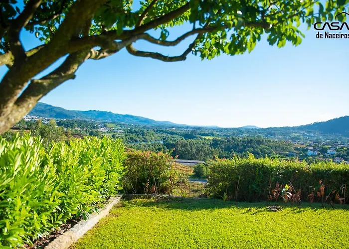 Casa De Naceiros - Ponte De Lima *