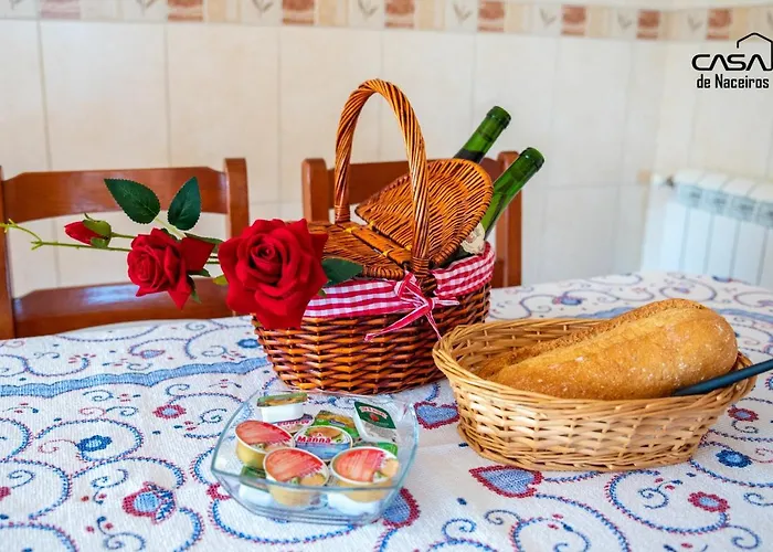 Casa De Naceiros - Ponte De Lima